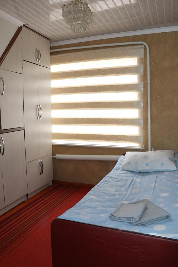 Guest House Baiel Bokonbayevo Ngoại thất bức ảnh