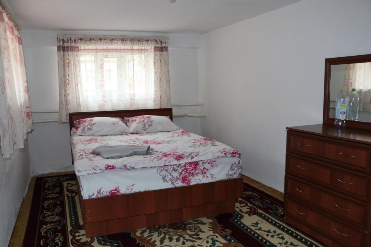 Guest House Baiel Bokonbayevo Ngoại thất bức ảnh
